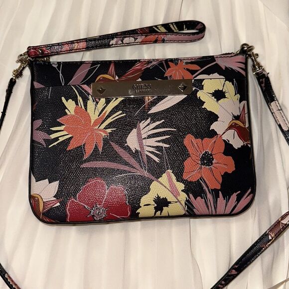 GUESS Small Black Floral Hummingbird Print Leather Crossbody Bag Purse - Picture 2 of 16